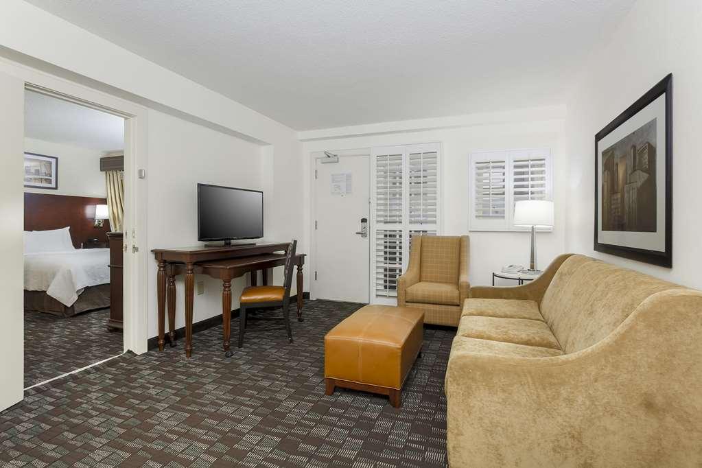 Embassy Suites By Hilton New Orleans Convention Center Rum bild