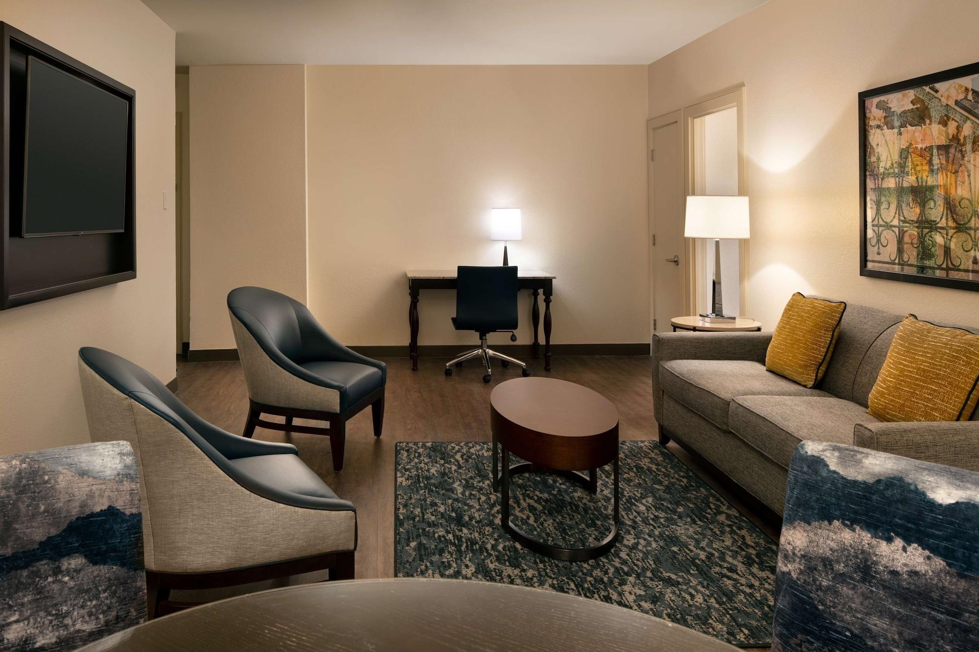 Embassy Suites By Hilton New Orleans Convention Center Exteriör bild